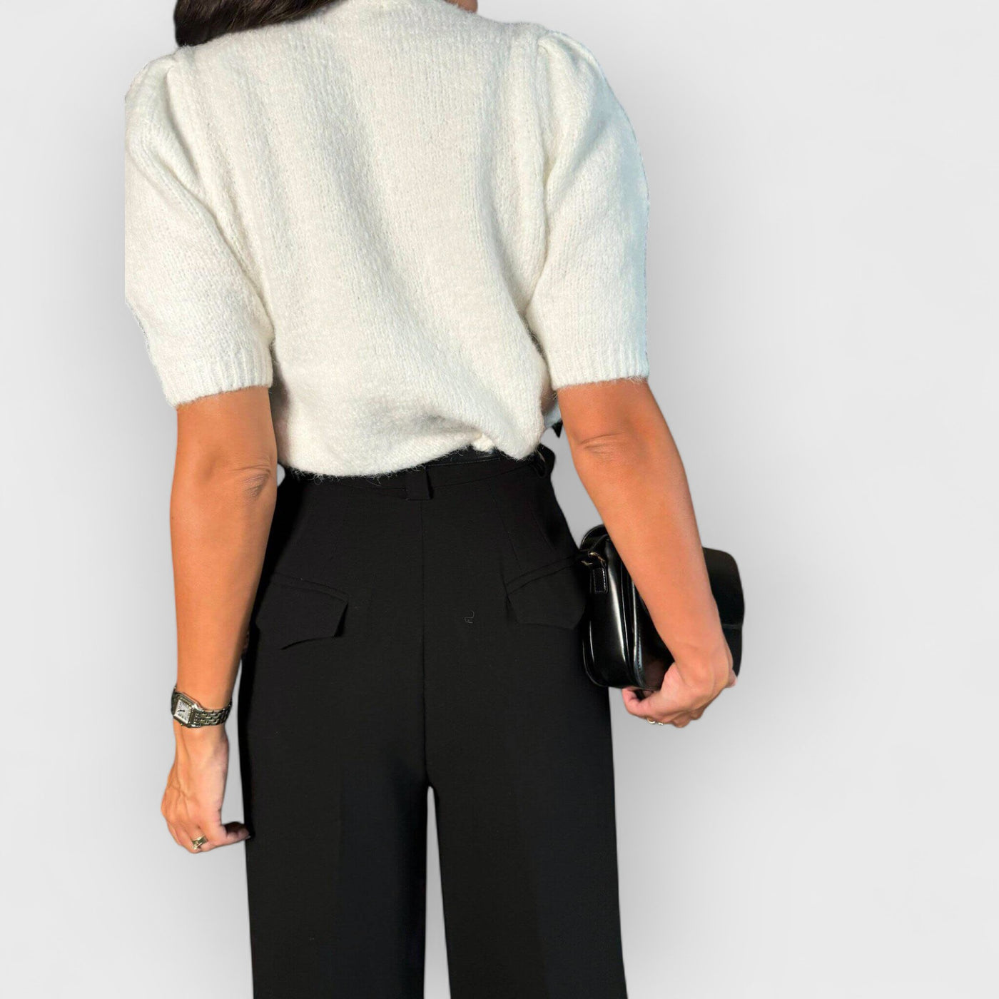 Delicate Bow Short-Sleeved Sweater